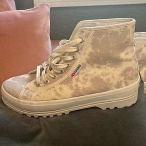 Superga sz 41 Alpina high top sneakers